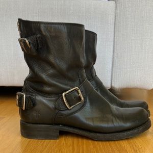 Frye Moto zip back boot - size 6.5 US